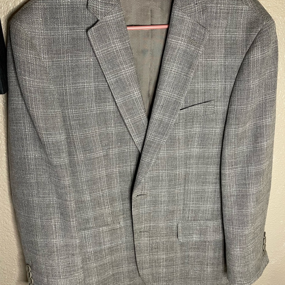 Expressions Gray Sport Coat with Classic Plaid Design